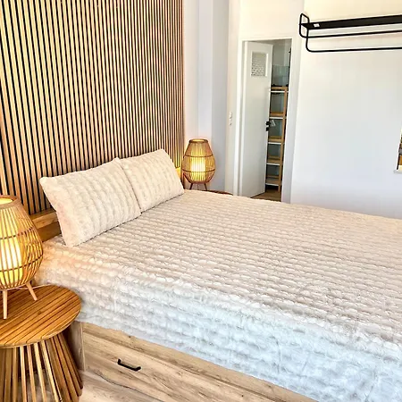 Aeolian Blu 7 Apartment Páros