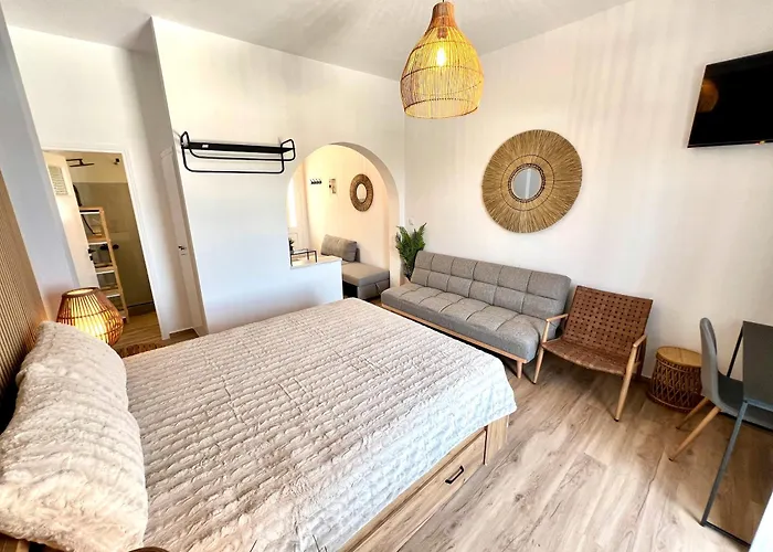 Aeolian Blu 7 Páros